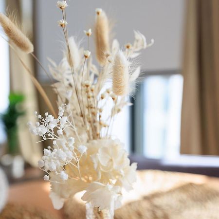 Global Living - Design Apartment I Rathausplatz I Kitchen I اوغسبورغ المظهر الخارجي الصورة