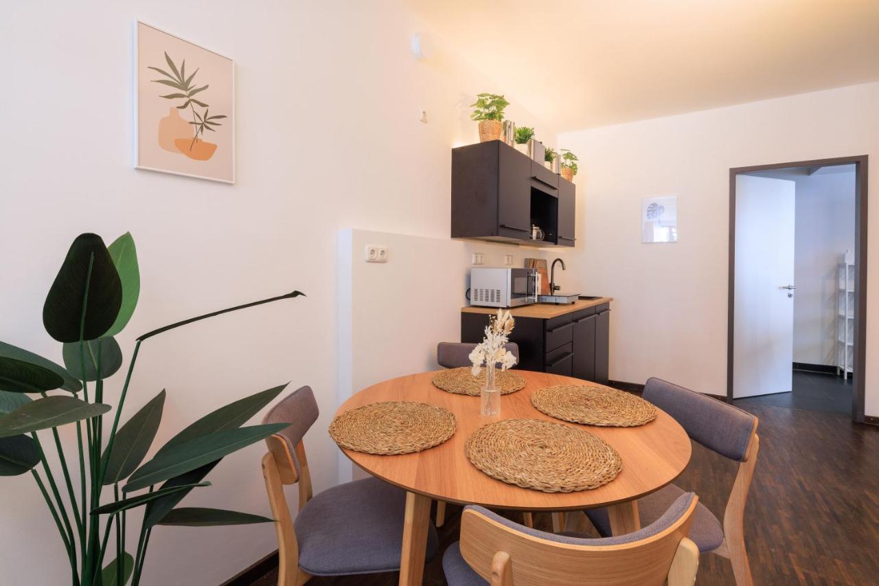 Global Living - Design Apartment I Rathausplatz I Kitchen I اوغسبورغ المظهر الخارجي الصورة